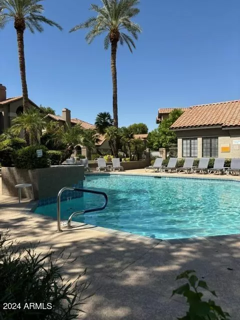 MLS: 6758490 Condo For Sale