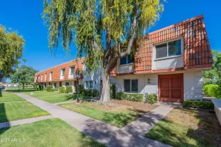 Photo #1: 6758541 Listing 