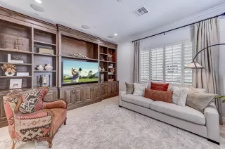 Photo #5: 6758705 Listing