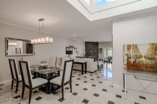 Photo #4: 6758723 Listing