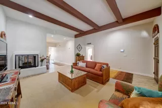 Photo #4: 6758837 Listing 