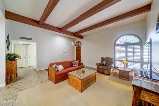 Photo #5: 6758837 Listing 
