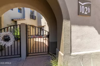 Photo #5: 6758858 Listing