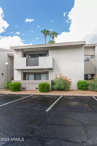 Photo #1: 6758942 Listing