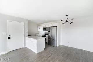 Photo #5: 6758942 Listing