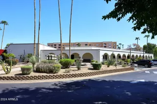 Photo #4: 6758980 Listing 