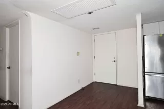 Photo #5: 6758980 Listing 