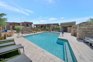 Photo #1: 6759270 Listing