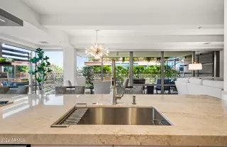 Photo #1: 6759582 Listing