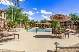 Photo #6: 6759796 Listing 