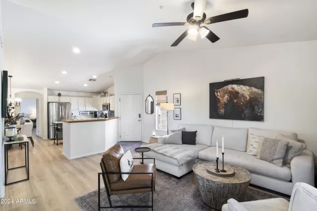 MLS: 6759902 Condo For Sale