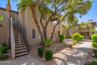 Photo #2: 6759909 Listing