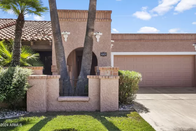 MLS: 6760242 Condo For Sale