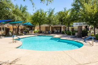 Photo #4: 6760458 Listing