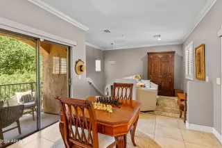 Photo #6: 6760458 Listing