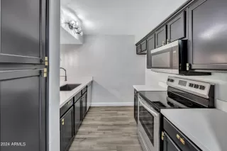 Photo #4: 6760586 Listing 