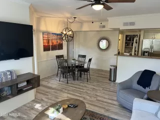 Photo #3: 6760627 Listing 