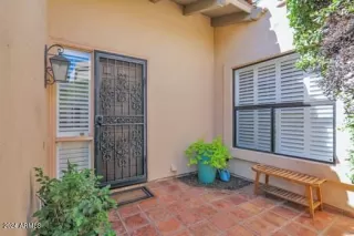 Photo #2: 6760830 Listing