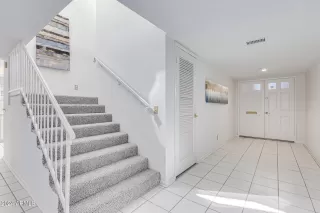 Photo #6: 6760831 Listing