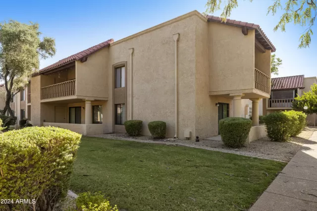 MLS: 6760920 Condo For Sale