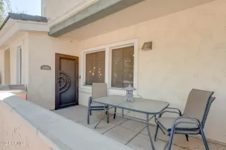 Photo #2: 6761912 Listing