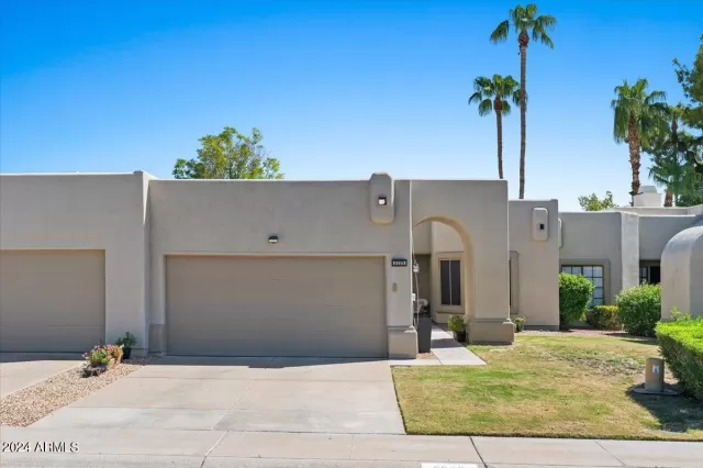 MLS: 6762005 Condo For Sale