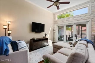 Photo #6: 6762005 Listing