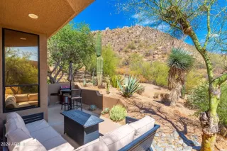 Photo #1: 6762081 Listing 