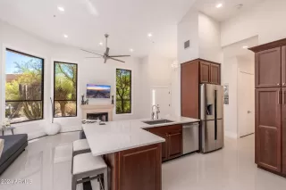 Photo #6: 6762081 Listing 