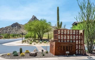 Photo #6: 6762154 Listing