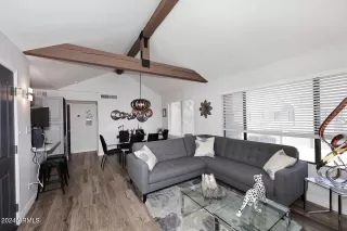 Photo #1: 6762984 Listing