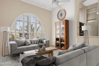 Photo #1: 6763497 Listing 