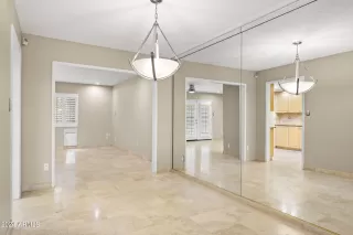 Photo #4: 6763497 Listing 