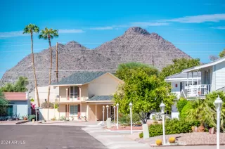 Photo #5: 6763710 Listing