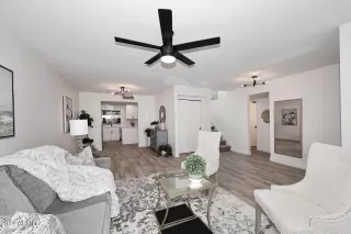 Photo #4: 6763731 Listing 