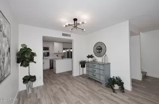 Photo #6: 6763731 Listing 