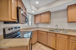 Photo #2: 6764026 Listing