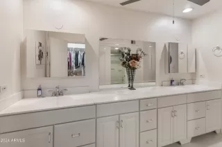 Photo #4: 6764148 Listing 