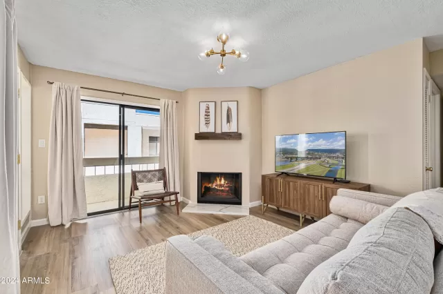 MLS: 6764409 Condo For Sale