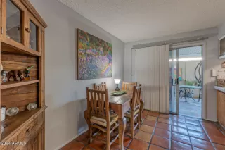 Photo #5: 6765168 Listing 