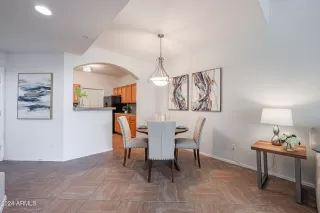Photo #4: 6765428 Listing 