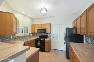 Photo #6: 6765428 Listing 