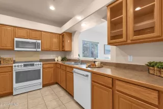 Photo #2: 6765543 Listing