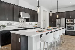 Photo #1: 6765737 Listing 