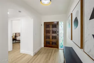 Photo #3: 6765759 Listing