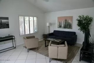 Photo #3: 6765842 Listing