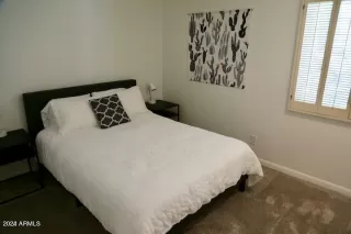 Photo #6: 6765842 Listing