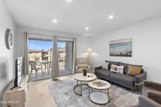 Photo #1: 6765847 Listing