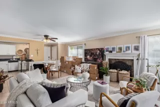 Photo #4: 6765849 Listing