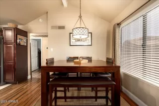 Photo #2: 6765854 Listing 
